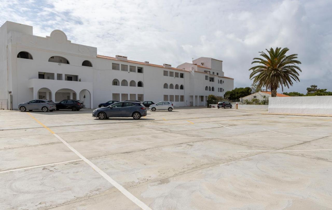 3 Minutes To The Beach, 2 Bedroom Amazing Apt With Balcony, Bbq Grill And Pool ساغريش المظهر الخارجي الصورة